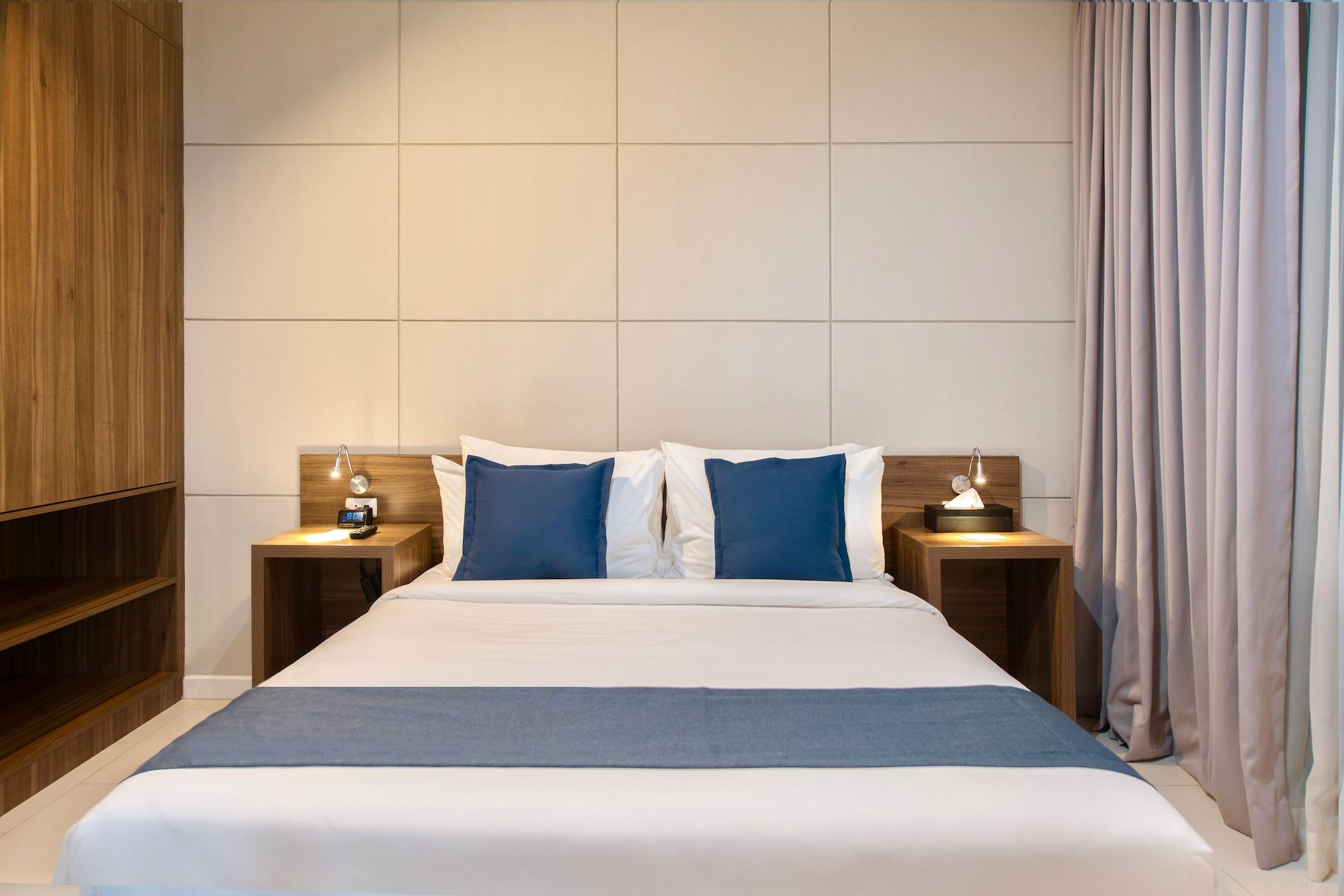 The Sphere Serviced Residences Managed By Hii Makati City Kültér fotó