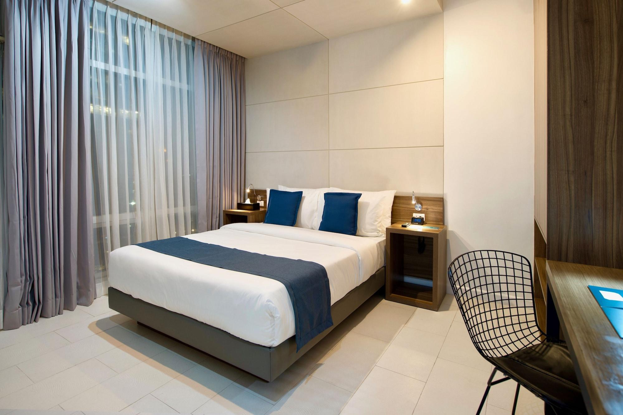 The Sphere Serviced Residences Managed By Hii Makati City Kültér fotó