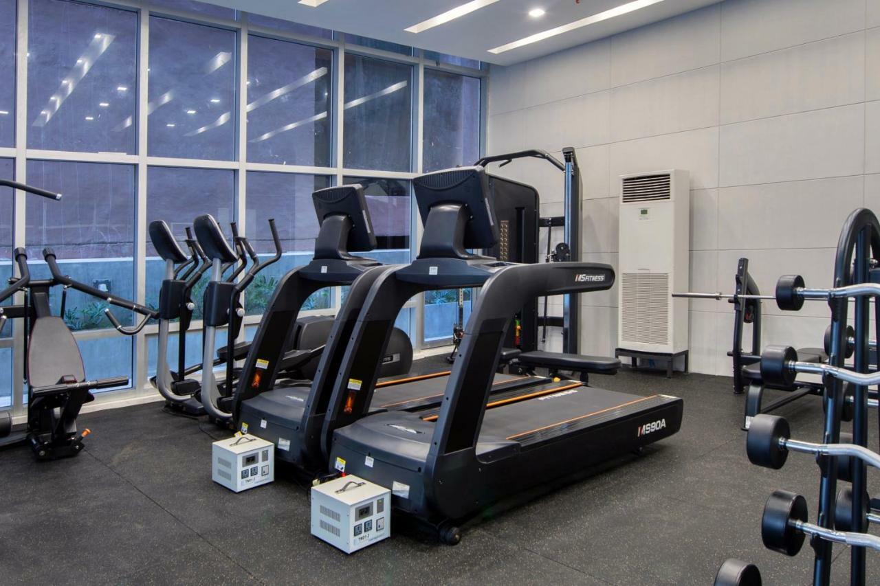 The Sphere Serviced Residences Managed By Hii Makati City Kültér fotó