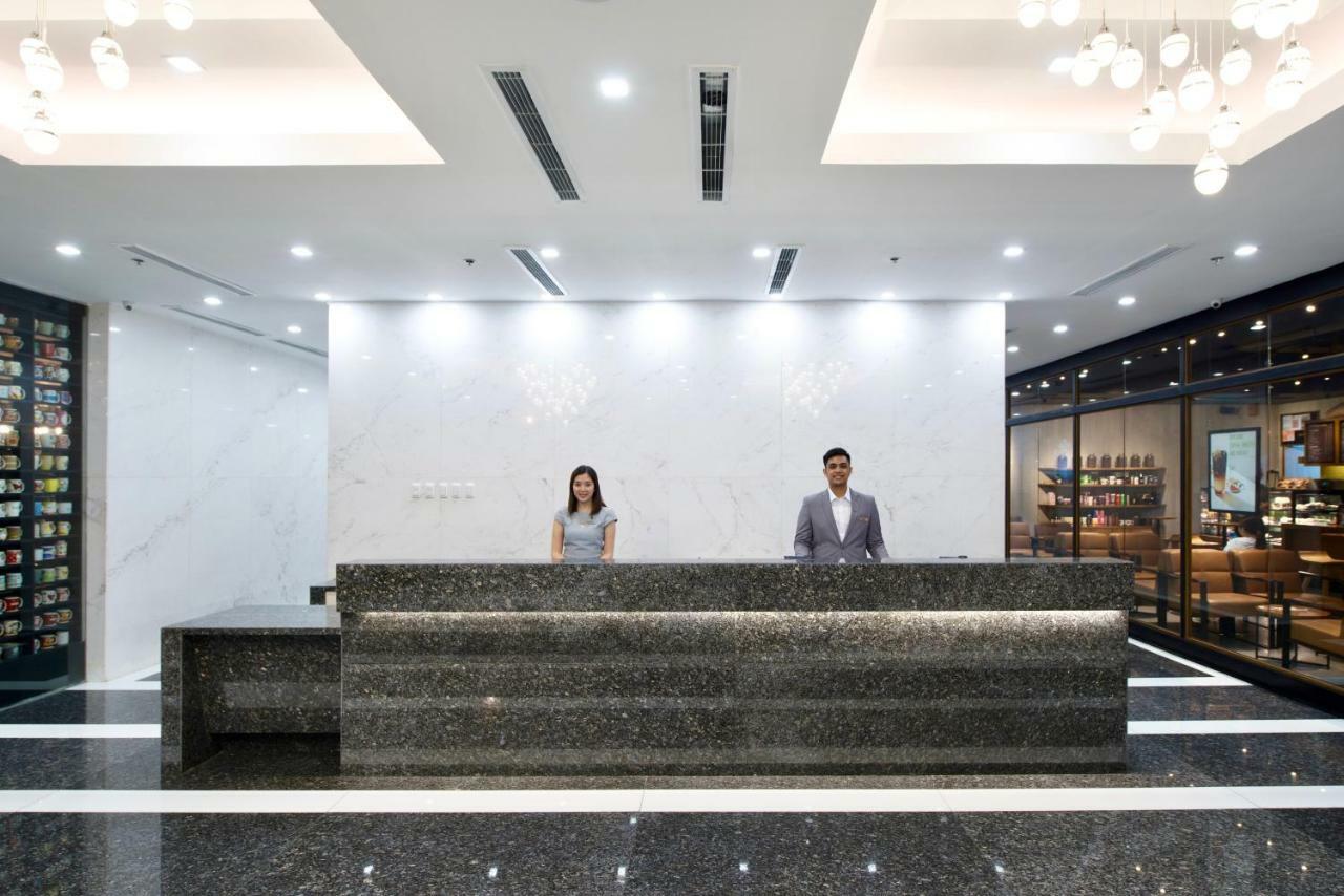 The Sphere Serviced Residences Managed By Hii Makati City Kültér fotó