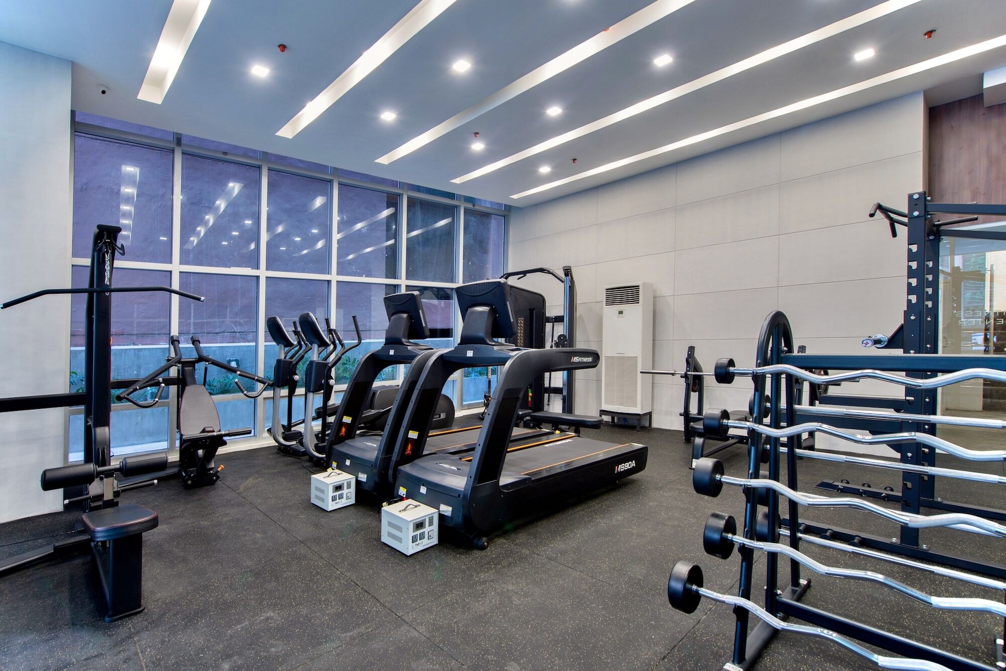 The Sphere Serviced Residences Managed By Hii Makati City Kültér fotó
