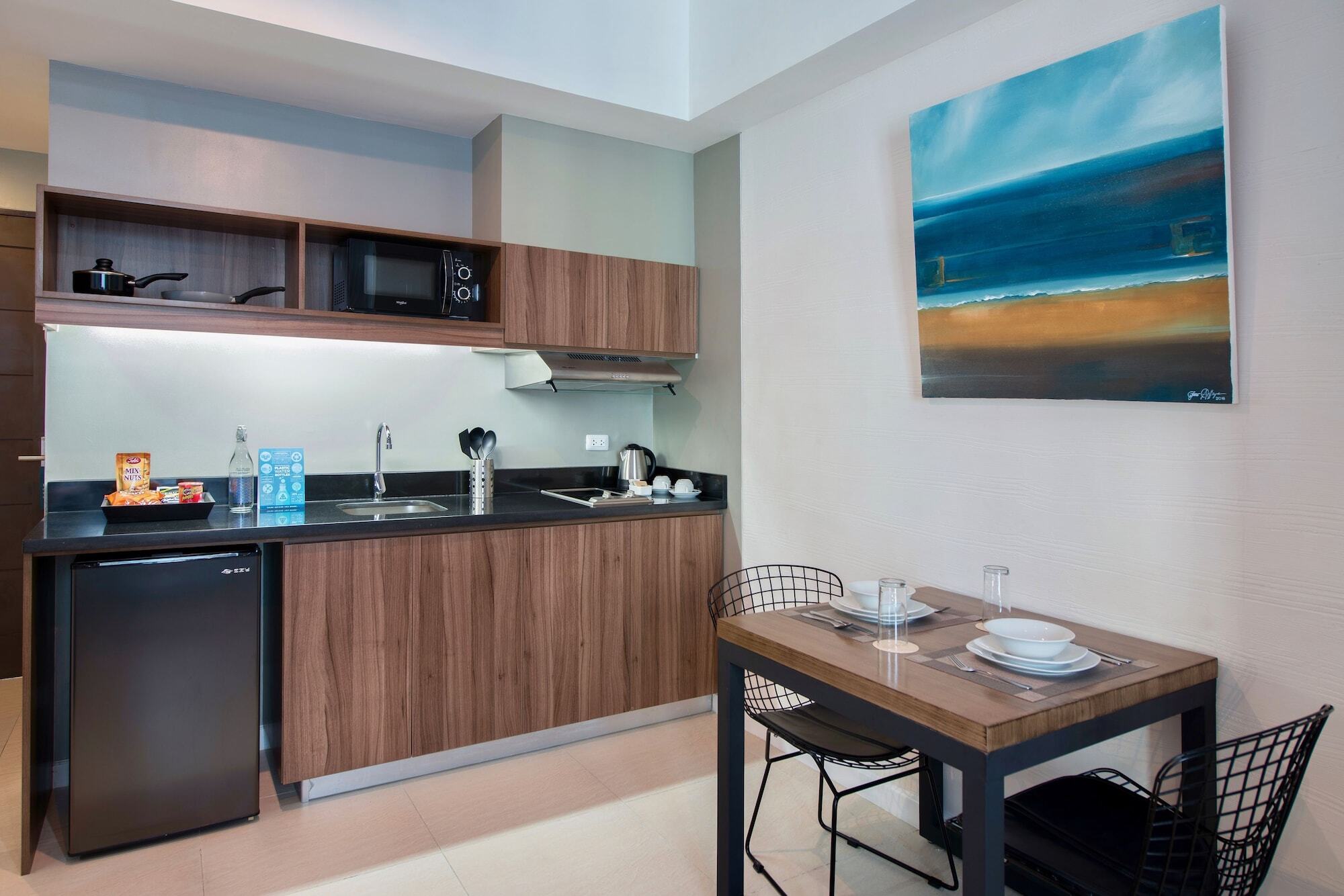 The Sphere Serviced Residences Managed By Hii Makati City Kültér fotó